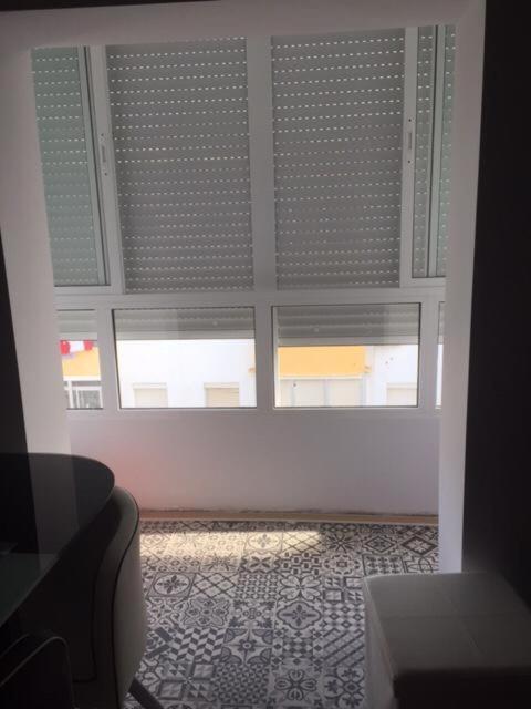 Modern Seaside Apartment 700 Mt From Beach El Puerto de Santa María Kültér fotó